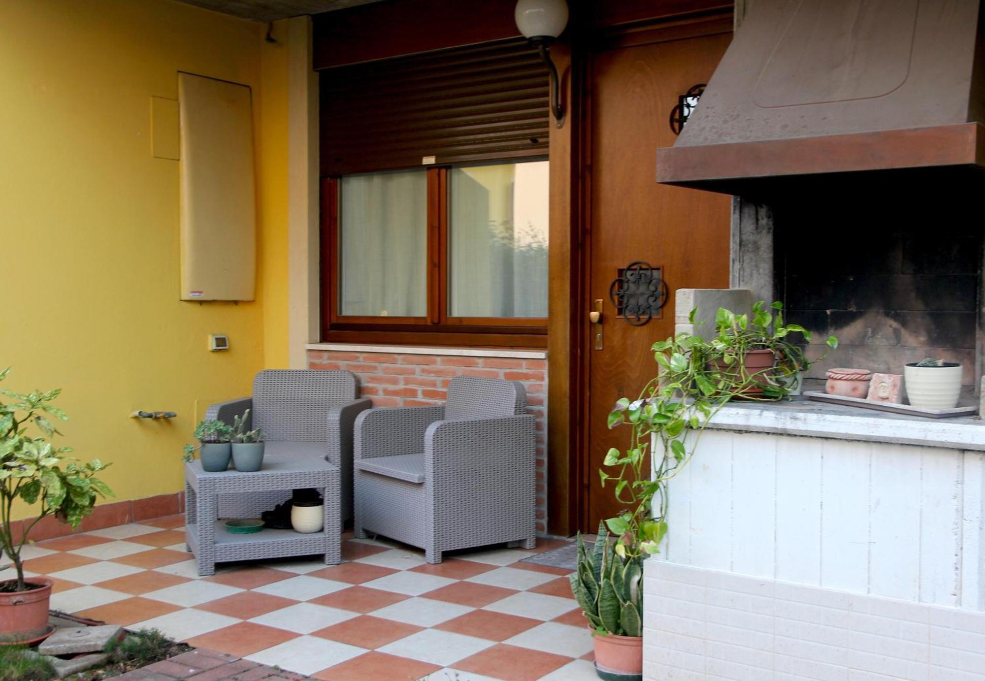 Ferienwohnung Colazione Da Tiffany Bussolengo Exterior foto